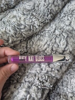Katy Perry Collections Katy Kat Gloss Lip Gloss - Shimmering Purple